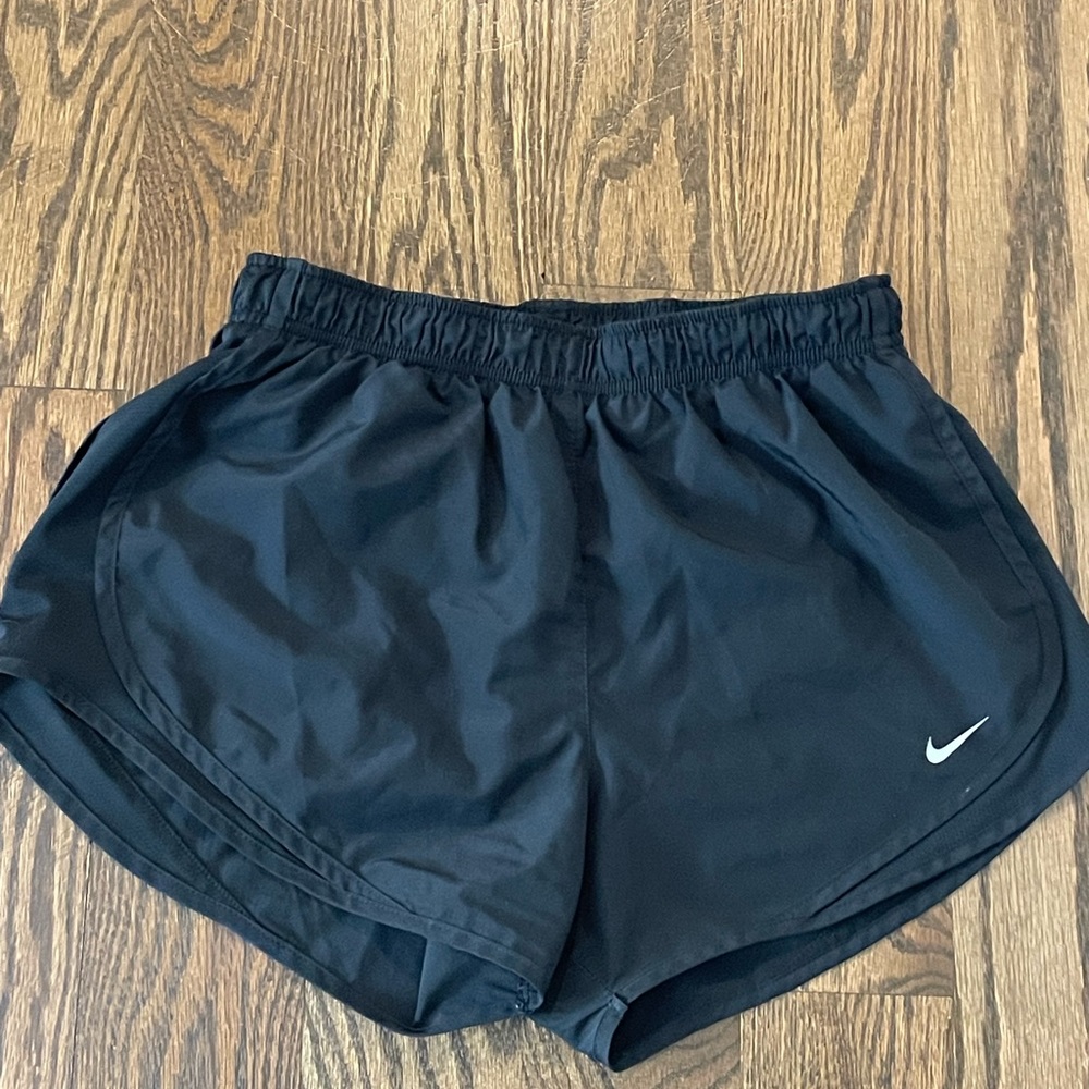 Nike womens black M running shorts